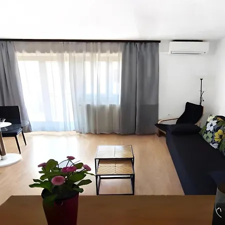 Amelie Apartment